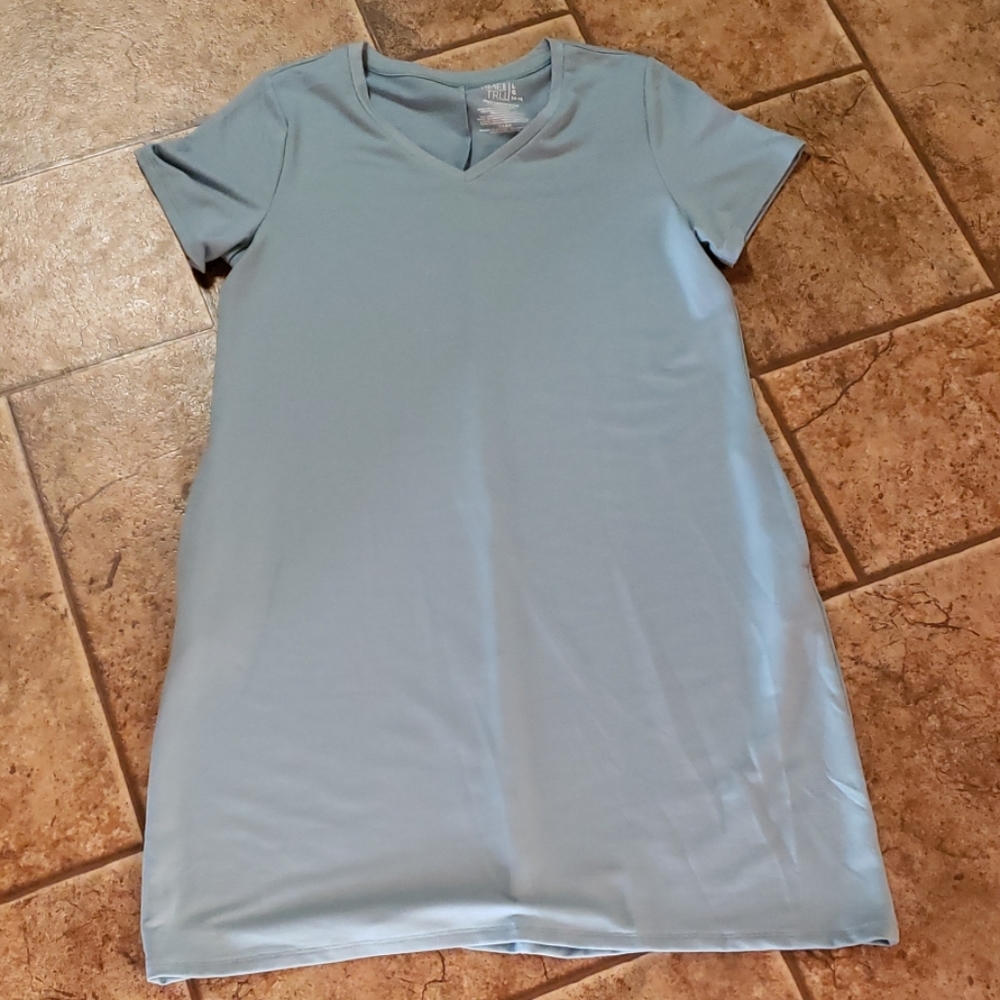 V-Neck Cotton Dress with pockets